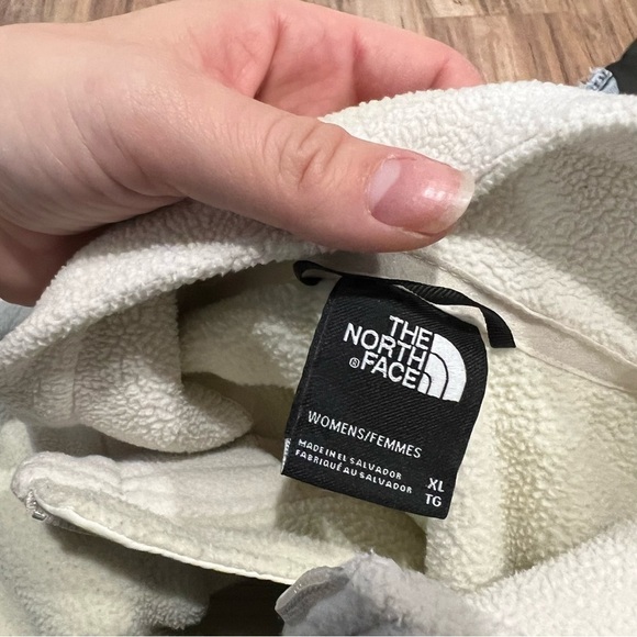 The North Face Women's Campbell Pullover Fleece Jacket - Picture 9 of 10